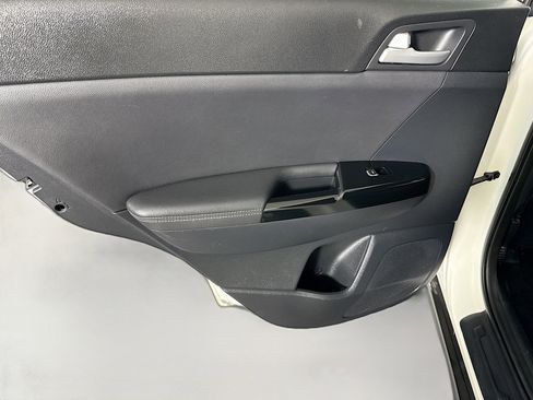 Used 2022 Kia Sportage EX image 26