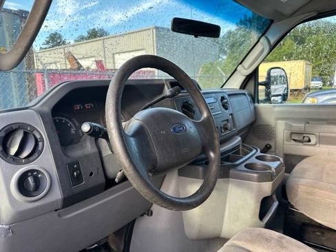 Used 2012 Ford E-150 and Econoline 150 RWD image 14