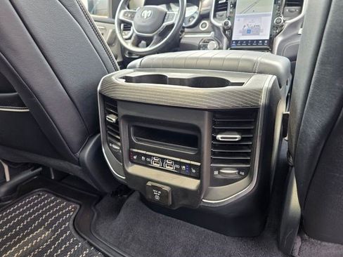 Used 2022 RAM 1500 Limited AWD/4WD image 17