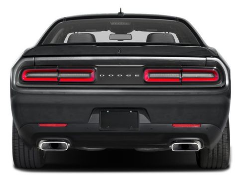 Used 2016 Dodge Challenger R/T Plus RWD image 8