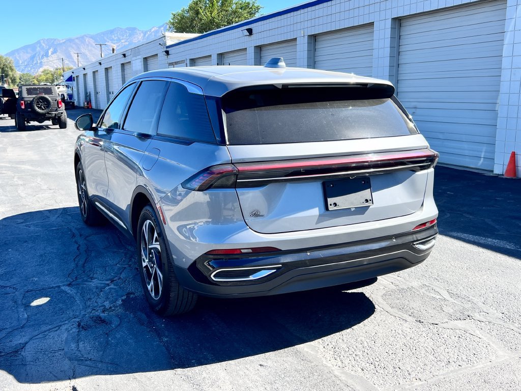 Used 2024 Lincoln Nautilus Premier w/ Equipment Group 102A AWD/4WD image 4