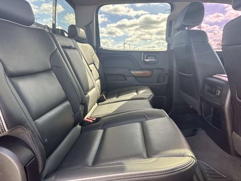 Used 2019 Chevrolet Silverado 2500 High Country w/ Duramax Plus Package image 9