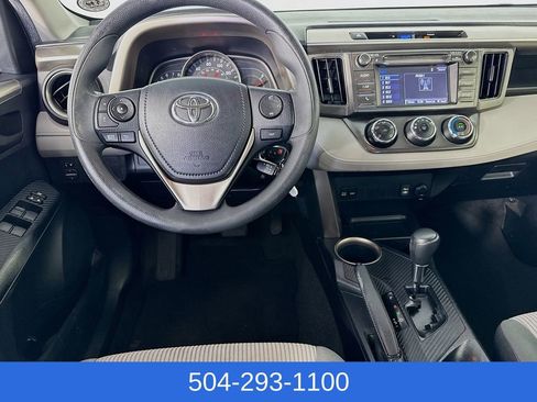 Used 2015 Toyota RAV4 LE FWD image 21