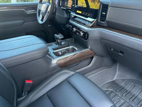New 2026 GMC Sierra 1500 Elevation w/ Elevation Premium Package image 15