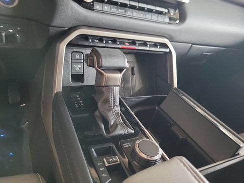 Used 2024 Toyota Sequoia Limited AWD/4WD image 20