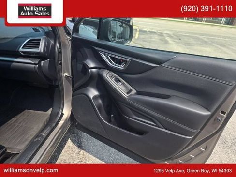 Used 2019 Subaru Forester Premium w/ All-Weather Package AWD/4WD image 15