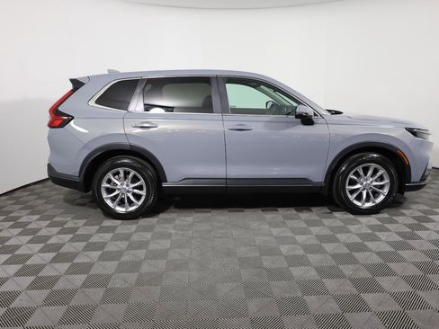 Used 2024 Honda CR-V EX-L image 4