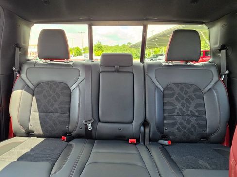 Used 2019 RAM 1500 Rebel AWD/4WD image 30