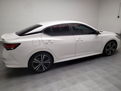 Used 2021 Nissan Sentra SR FWD image 10