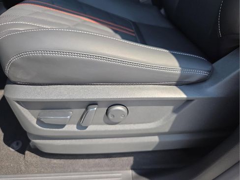 New 2025 Nissan Armada PRO-4X image 12