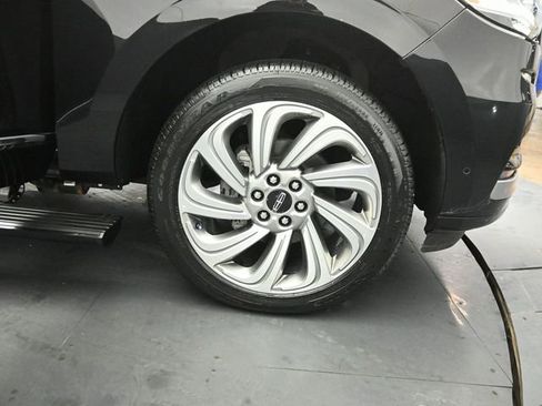 Certified 2022 Lincoln Navigator L Reserve image 31