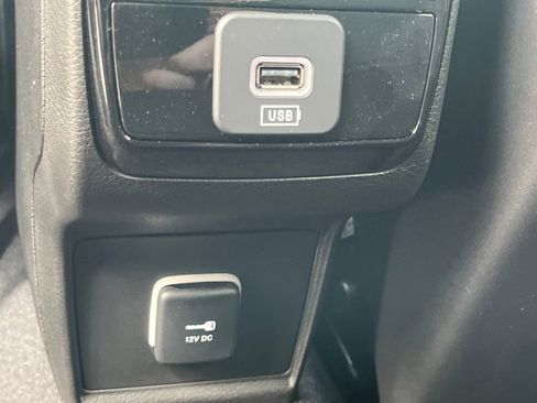 New 2025 Jeep Compass Limited image 19