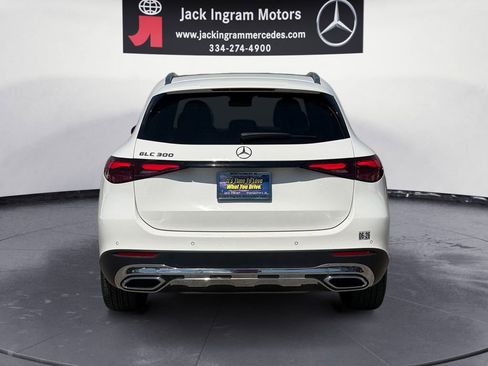 Certified 2024 Mercedes-Benz GLC 300 image 4