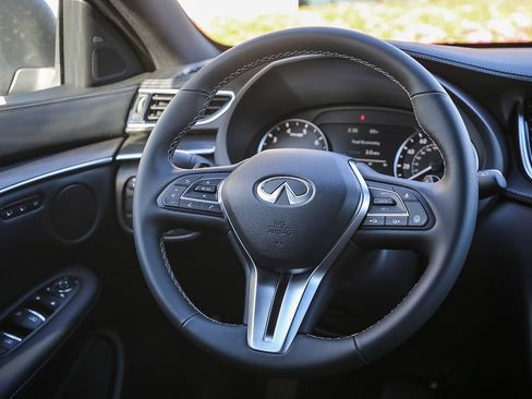 Certified 2025 INFINITI QX55 Luxe w/ Cargo Package AWD/4WD image 16