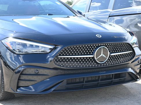 Used 2024 Mercedes-Benz CLE 300 4MATIC Cabriolet image 28