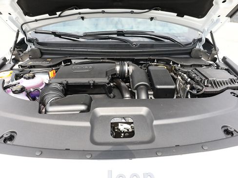 New 2026 Jeep Cherokee Limited AWD/4WD image 18