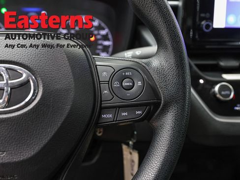 Used 2024 Toyota Corolla LE FWD image 15