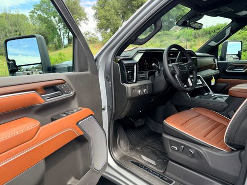 New 2026 GMC Sierra 2500 Denali Ultimate w/ Max Trailering Package AWD/4WD image 13