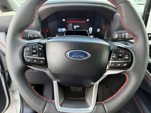 Used 2025 Ford Explorer ST-Line RWD image 38
