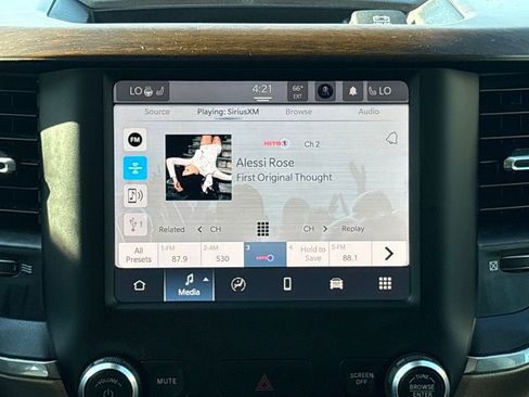 Used 2022 RAM 1500 Laramie image 24