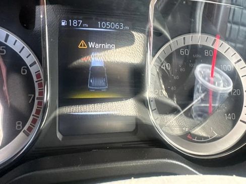 Used 2017 Nissan Titan Platinum Reserve AWD/4WD image 5