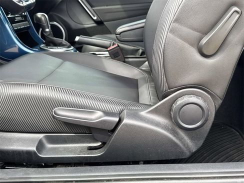 Used 2019 Volkswagen Beetle 2.0T SE image 9
