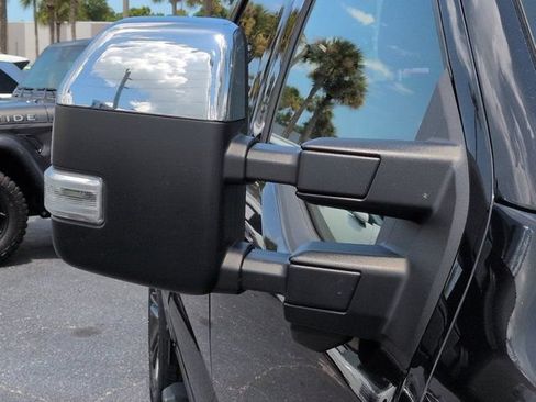 Used 2021 Ford F150 Lariat AWD/4WD image 12