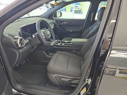 New 2026 Chevrolet Equinox LT image 13