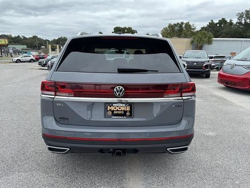 New 2026 Volkswagen Atlas SEL image 4