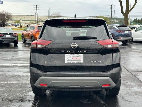 Used 2023 Nissan Rogue SV AWD/4WD image 5