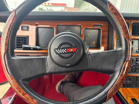 Used 1988 Chevrolet Corvette Convertible image 11
