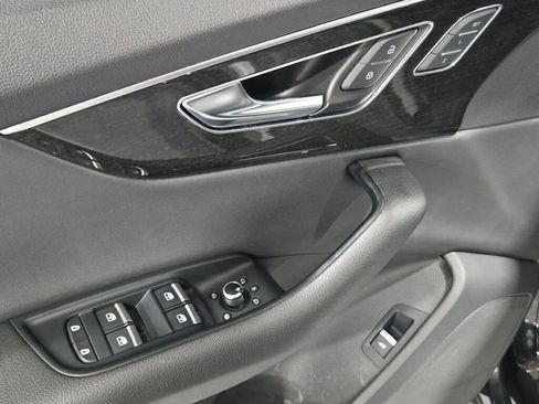 Used 2022 Audi Q7 2.0T Premium image 28