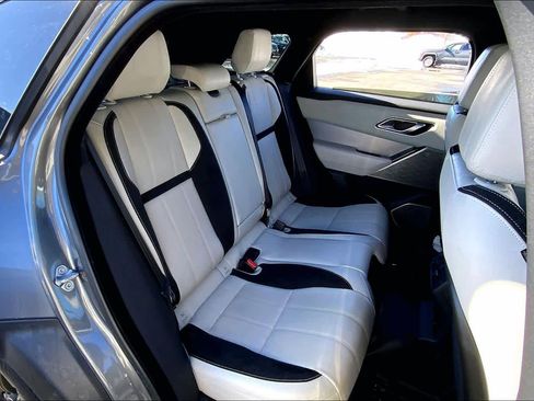 Used 2018 Land Rover Range Rover Velar R-Dynamic SE image 20