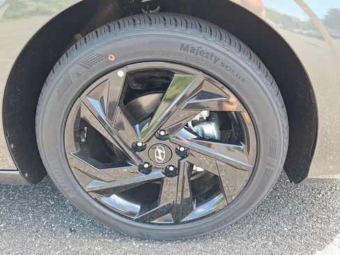 New 2026 Hyundai Elantra Sport FWD image 5