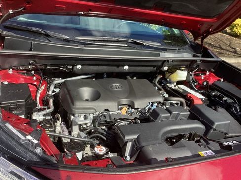 Used 2025 Toyota RAV4 Limited w/ Advanced Technology Package image 23