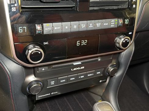 Certified 2023 Lexus GX 460 Premium w/ Premium Package AWD/4WD image 28