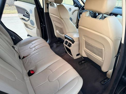 Used 2013 Land Rover Range Rover Evoque Pure Plus w/ Pure Plus Pkg image 25