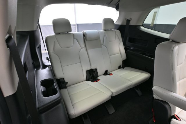 Used 2024 Kia Telluride EX w/ EX Captain's Chair Package AWD/4WD image 39