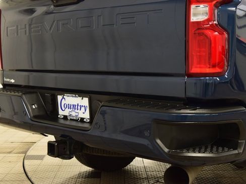 Used 2022 Chevrolet Silverado 3500 High Country image 24