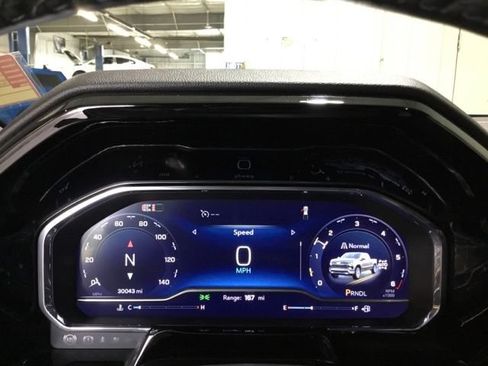 Used 2024 Chevrolet Silverado 1500 LT AWD/4WD image 28
