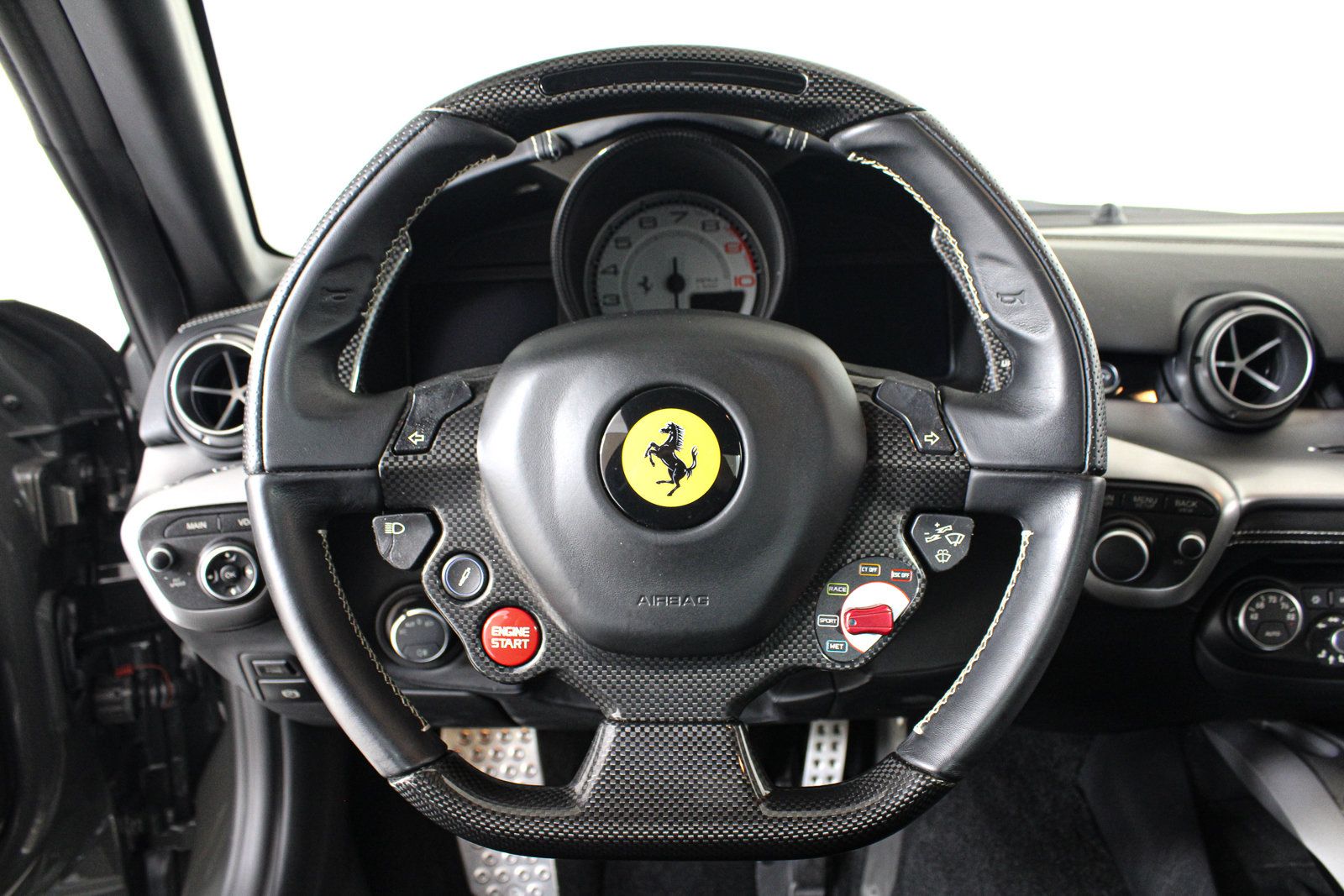 Used 2015 Ferrari F12 Berlinetta RWD image 47