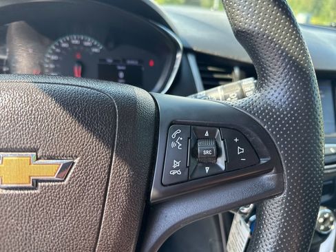 Used 2020 Chevrolet Trax LT AWD/4WD image 20