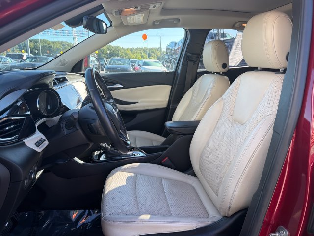 Used 2020 Buick Encore GX Essence w/ Experience Buick Package FWD image 10