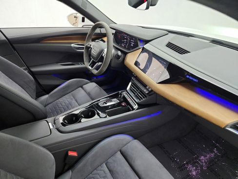 Used 2023 Audi e-tron GT Premium Plus w/ Executive Package AWD/4WD image 17