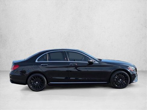 Used 2020 Mercedes-Benz C 300 Sedan image 4