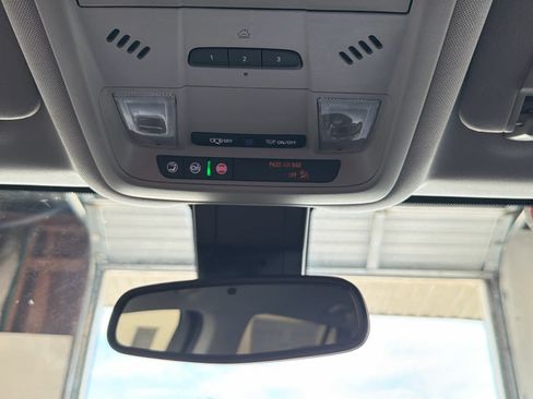 Used 2024 GMC Terrain SLT FWD image 48