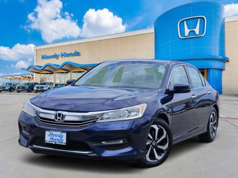 Used 2017 Honda Accord EX image 1