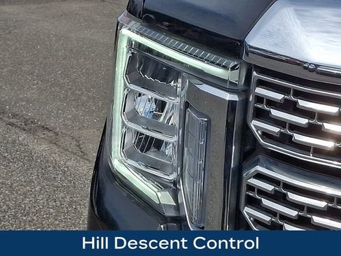 Used 2023 GMC Sierra 2500 Denali w/ Denali Black Diamond Edition image 29