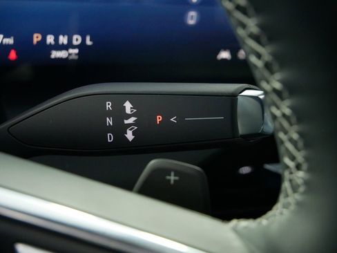 New 2026 Buick Enclave Avenir image 22