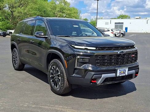 New 2026 Chevrolet Traverse Z71 w/ Driver Confidence Package AWD/4WD image 5